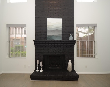 5524 Beverlyhill Street - Photo Thumbnail 15