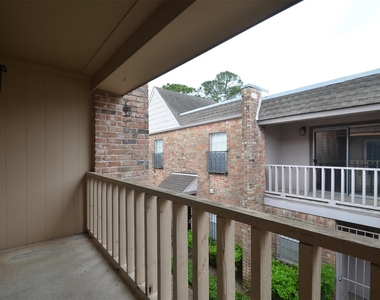 5524 Beverlyhill Street - Photo Thumbnail 32