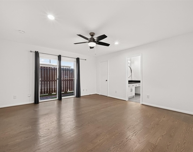 5524 Beverlyhill Street - Photo Thumbnail 42