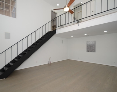 5524 Beverlyhill Street - Photo Thumbnail 19