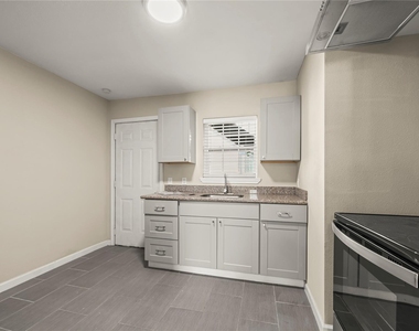 2803 Cleburne Street - Photo Thumbnail 3