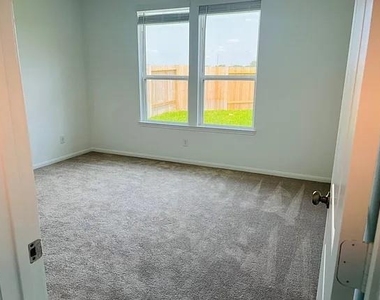 23422 Weir Box Road - Photo Thumbnail 8