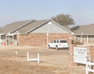 903 Alamo Road - Photo Thumbnail 4