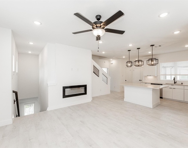 15131 Colorado Bend Park Drive - Photo Thumbnail 12