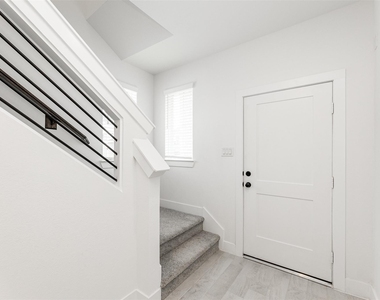 15131 Colorado Bend Park Drive - Photo Thumbnail 7