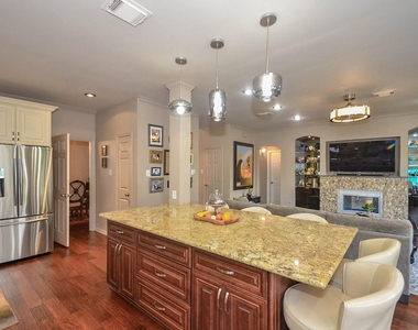 12306 S Shadow Cove Dr - Photo Thumbnail 17