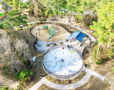 229 Douglas Hills Drive - Photo Thumbnail 12