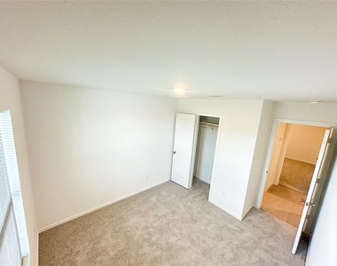 229 Douglas Hills Drive - Photo Thumbnail 3