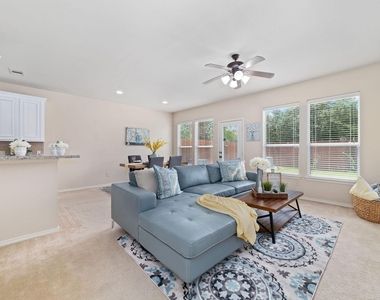 14923 Tuttle Point Drive - Photo Thumbnail 4