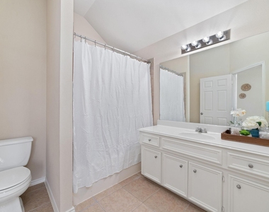 14923 Tuttle Point Drive - Photo Thumbnail 18