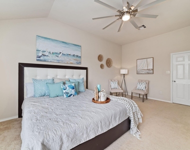 14923 Tuttle Point Drive - Photo Thumbnail 16