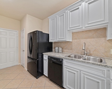 14923 Tuttle Point Drive - Photo Thumbnail 12
