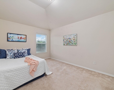 14923 Tuttle Point Drive - Photo Thumbnail 20