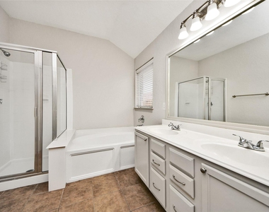 26131 Travis Brook Drive - Photo Thumbnail 12