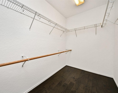 26131 Travis Brook Drive - Photo Thumbnail 10