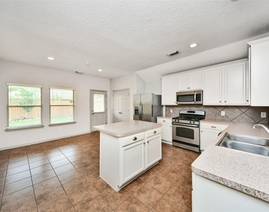 26131 Travis Brook Drive - Photo Thumbnail 7