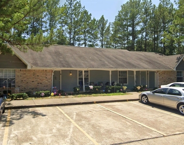 800 Bradford Street - Photo Thumbnail 7