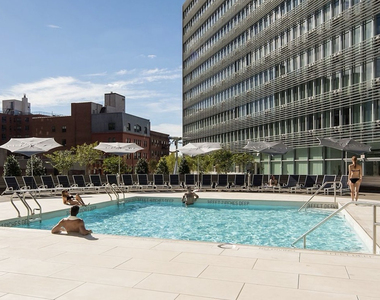 550 West 54th Street - Photo Thumbnail 6