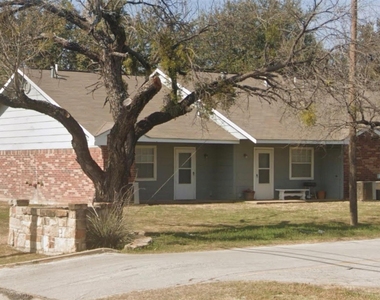 200 N Palmer Street - Photo Thumbnail 5