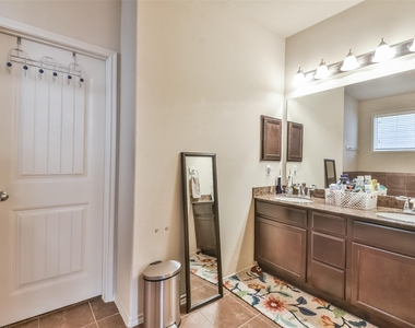 18226 Chianti Ridge Drive - Photo Thumbnail 29