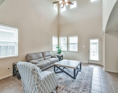 18226 Chianti Ridge Drive - Photo Thumbnail 14