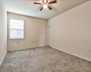 18226 Chianti Ridge Drive - Photo Thumbnail 21