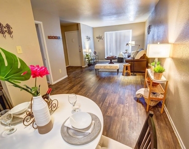 480 W Parker Road - Photo Thumbnail 9