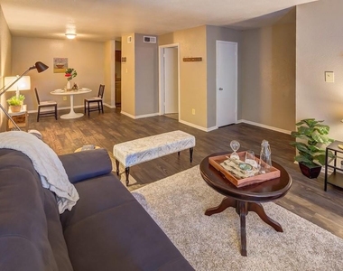480 W Parker Road - Photo Thumbnail 5