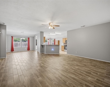 2734 Trinity Glen Lane - Photo Thumbnail 4