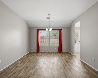 2734 Trinity Glen Lane - Photo Thumbnail 7