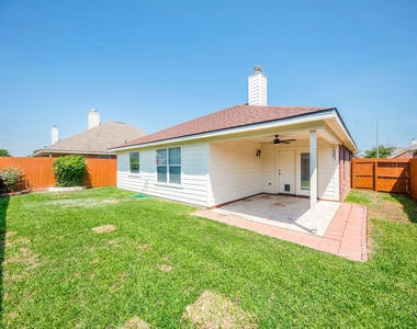 19247 Dillsbury Court - Photo Thumbnail 2