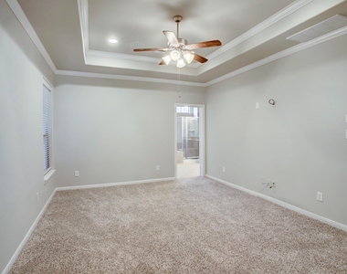 1046 W 23rd Street - Photo Thumbnail 15