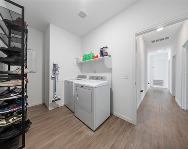 21126 Coral Blossom Lane - Photo Thumbnail 3
