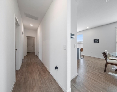 21126 Coral Blossom Lane - Photo Thumbnail 6
