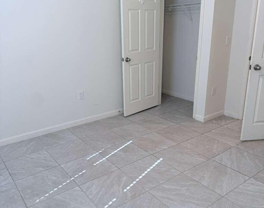 609 Concha Street Nw - Photo Thumbnail 19