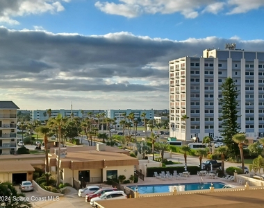 1830 N Atlantic Avenue - Photo Thumbnail 3