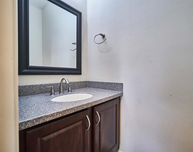 2816 Holly Hall Street - Photo Thumbnail 6