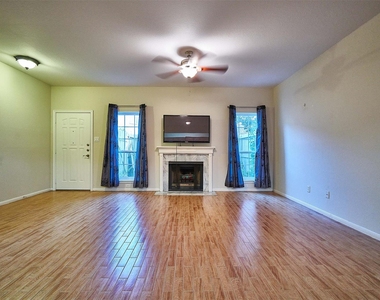 2816 Holly Hall Street - Photo Thumbnail 4