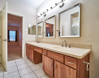 2816 Holly Hall Street - Photo Thumbnail 10