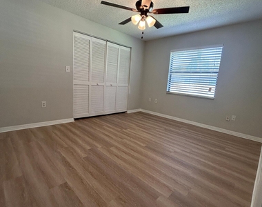 2824 Coleman Court - Photo Thumbnail 9