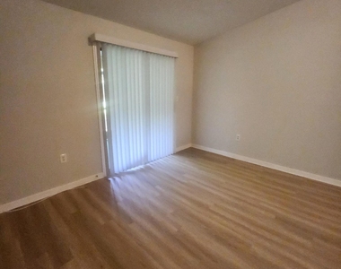 2824 Coleman Court - Photo Thumbnail 4
