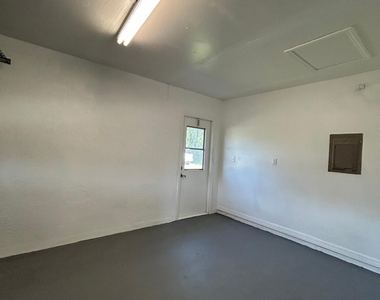 2824 Coleman Court - Photo Thumbnail 12