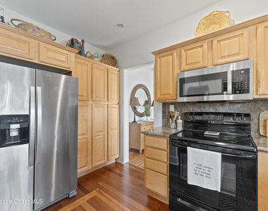 346 Third Avenue - Photo Thumbnail 17