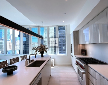 West 60th Street - Photo Thumbnail 1