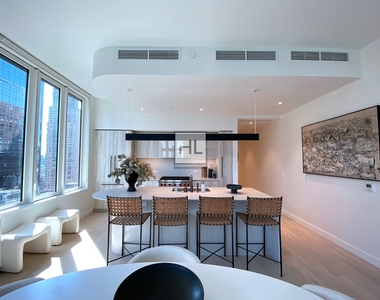 West 60th Street - Photo Thumbnail 2
