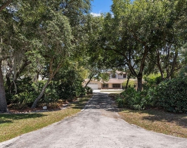 1320 Trail By The Lake - Photo Thumbnail 2