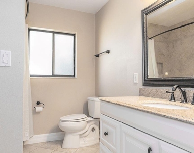 1320 Trail By The Lake - Photo Thumbnail 9