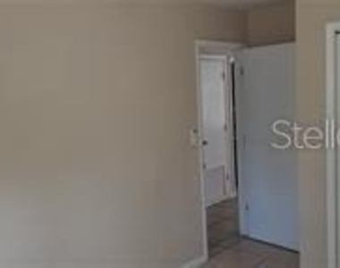 516 Wellington - Photo Thumbnail 5