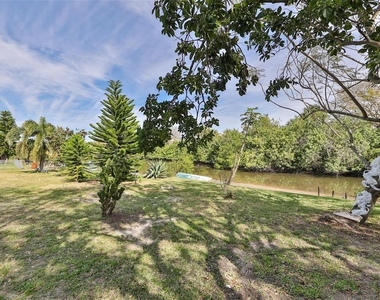 128 Lookout Drive - Photo Thumbnail 31