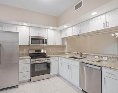 960 Starkey Road - Photo Thumbnail 9